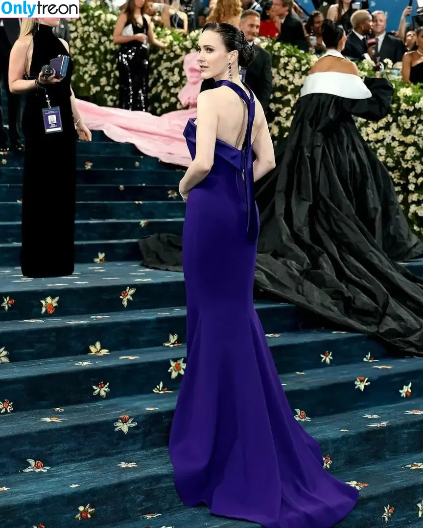 Rachel Brosnahan nude photo #0714 (Marvelous Mrs. Maisel / rachelbrosnahan)
