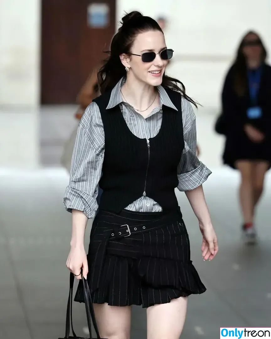 Rachel Brosnahan nude photo #0822 (Marvelous Mrs. Maisel / rachelbrosnahan)