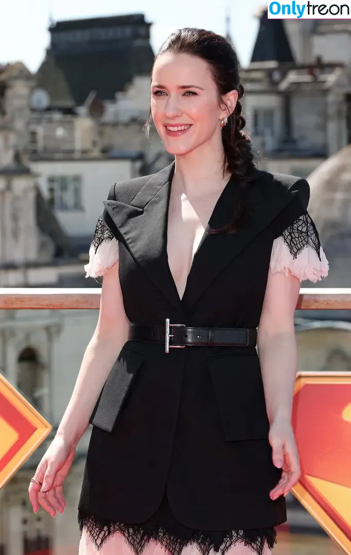 Rachel Brosnahan nude photo #0877 (Marvelous Mrs. Maisel / rachelbrosnahan)