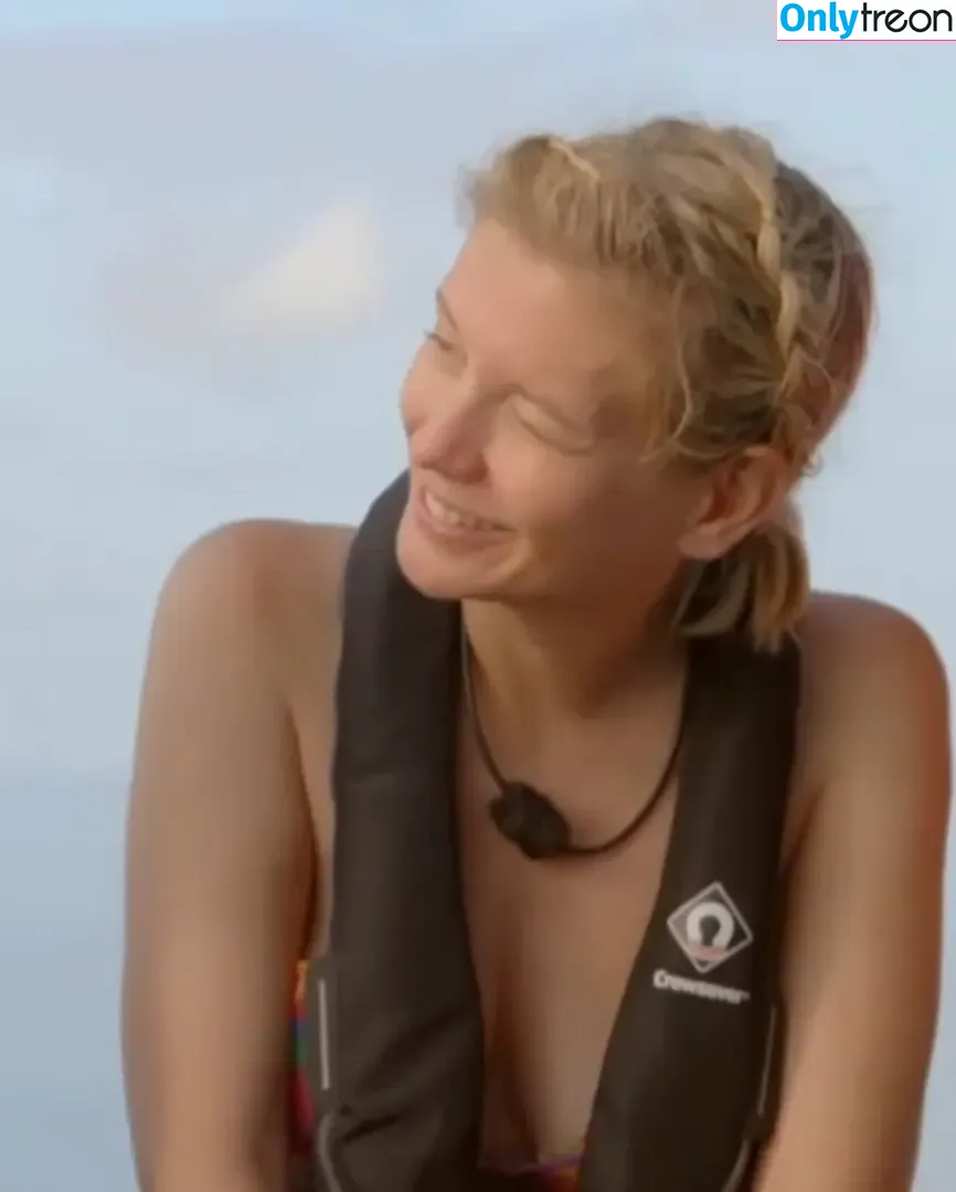 Rachel Riley nude photo #0385 (RachelRileyRR / rileywaifu)