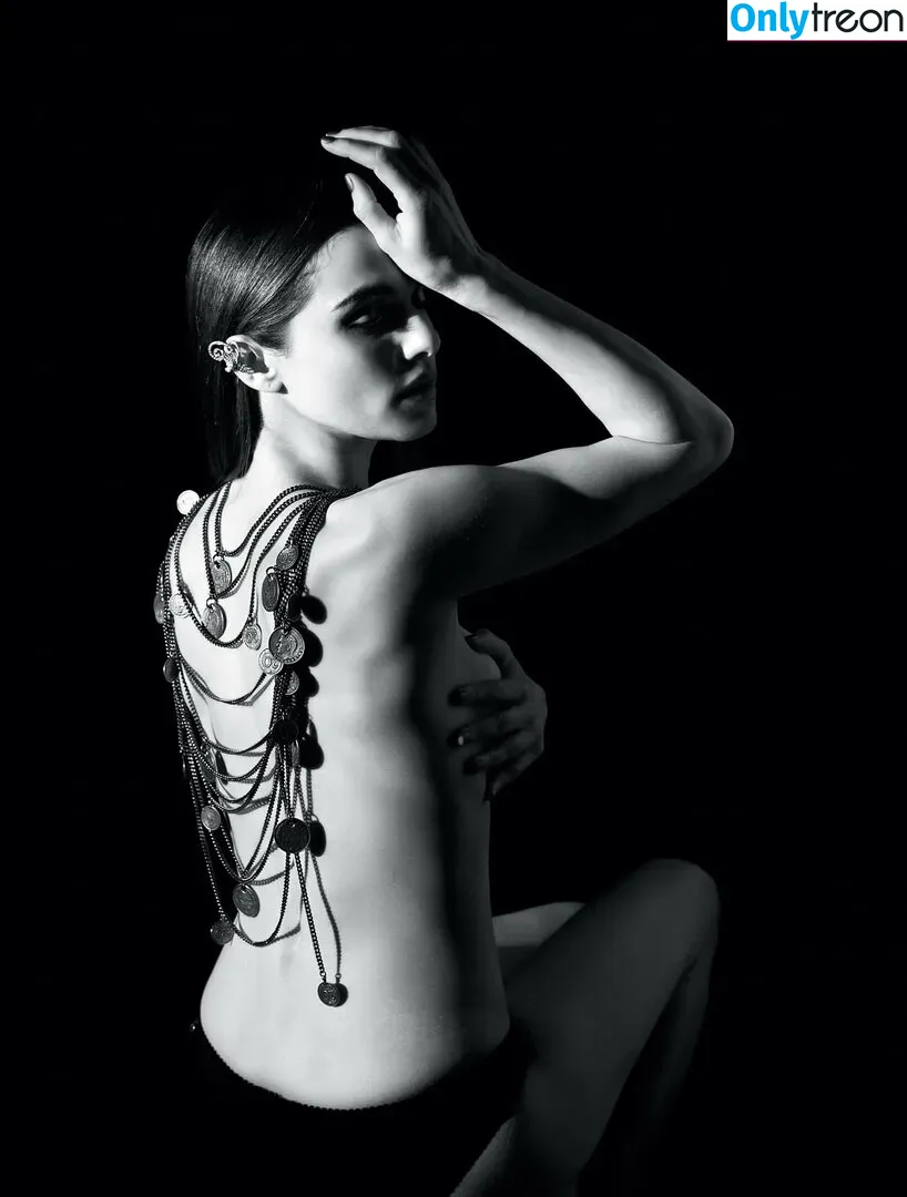 Rachel Weisz nude photo #0031 (rachelweisz1)