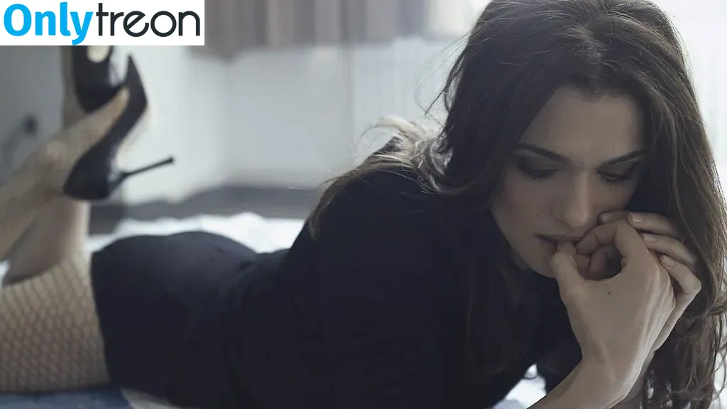 Rachel Weisz nude photo #0032 (rachelweisz1)