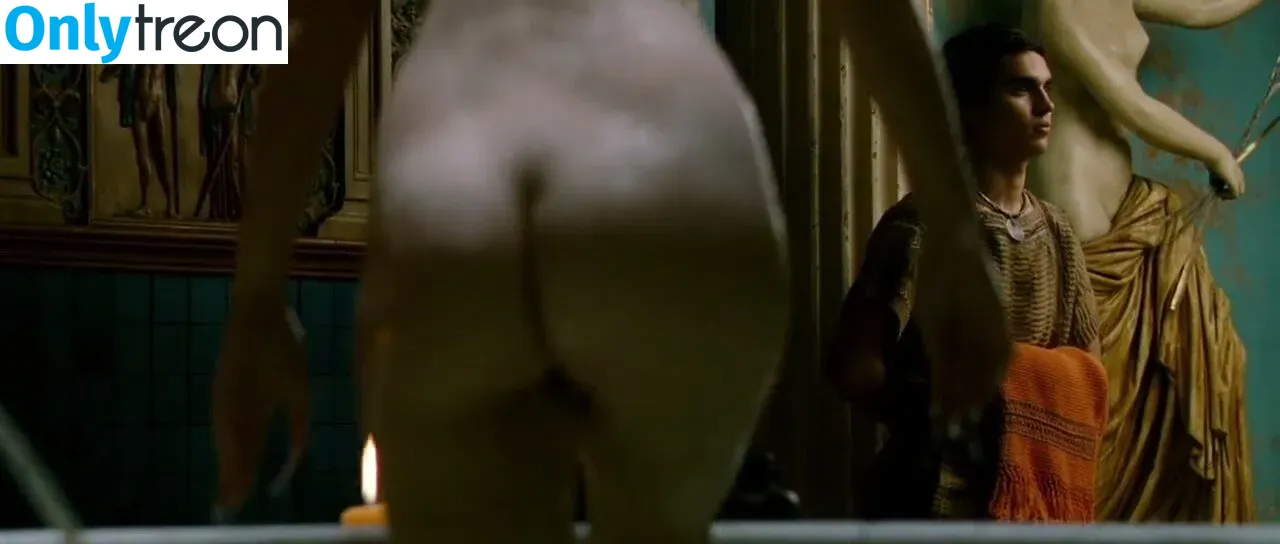 Rachel Weisz nude photo #0036 (rachelweisz1)