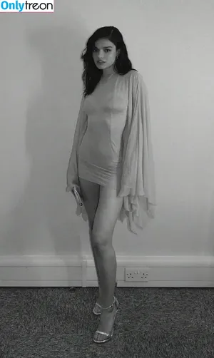 Rachel Zegler / rachelzegler / rachmariexoxo nude photo #1972