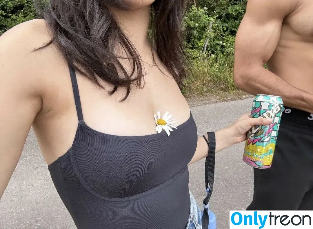 Rachel Zegler nude photo #1911 (rachelzegler / rachmariexoxo)
