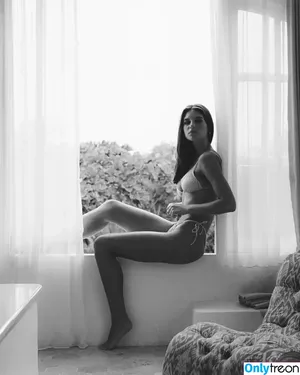 Rachelle Van Waardhuizen / rachelle_v_waardhuizen nude photo #0202