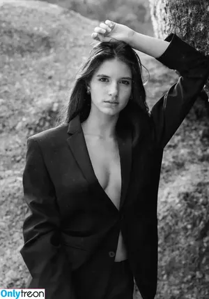 Rachelle Van Waardhuizen / rachelle_v_waardhuizen nude photo #0217
