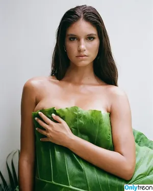 Rachelle Van Waardhuizen / rachelle_v_waardhuizen nude photo #0761