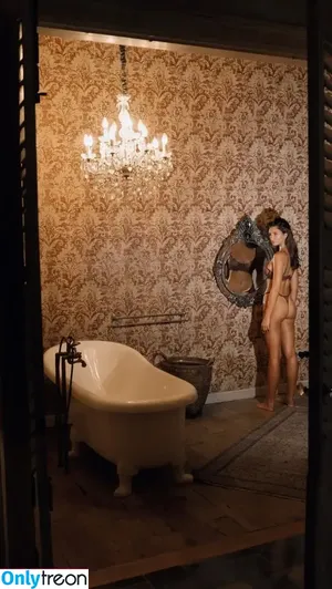 Rachelle Van Waardhuizen / rachelle_v_waardhuizen nude photo #0842
