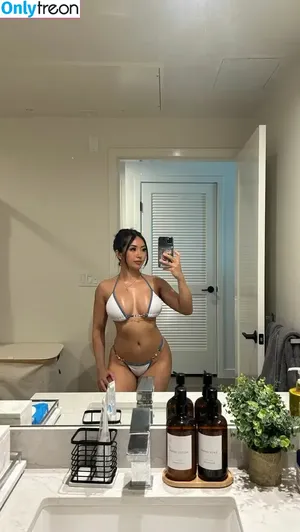 rachelvillaflor / racheldeville nude photo #0017