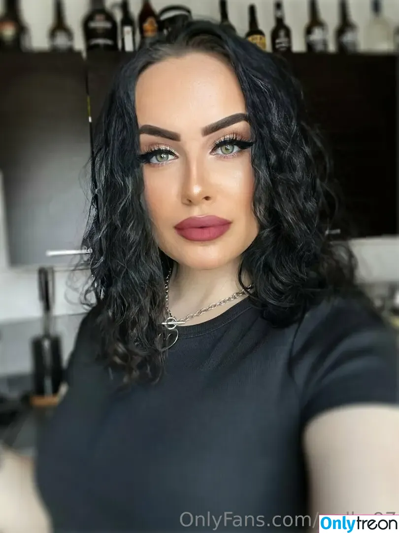 radka97 nude photo #0012 (radka97)