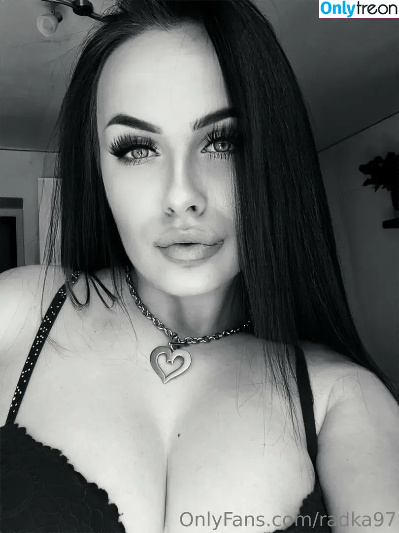 radka97 nude photo #0020 (radka97)