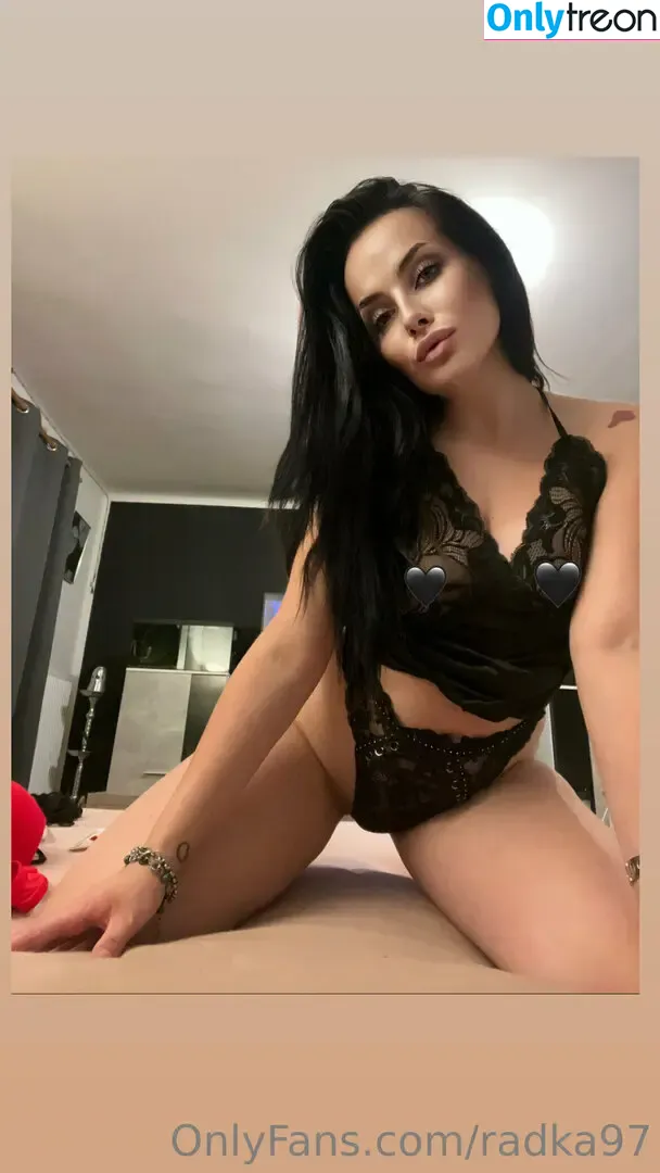 radka97 nude photo #0029 (radka97)