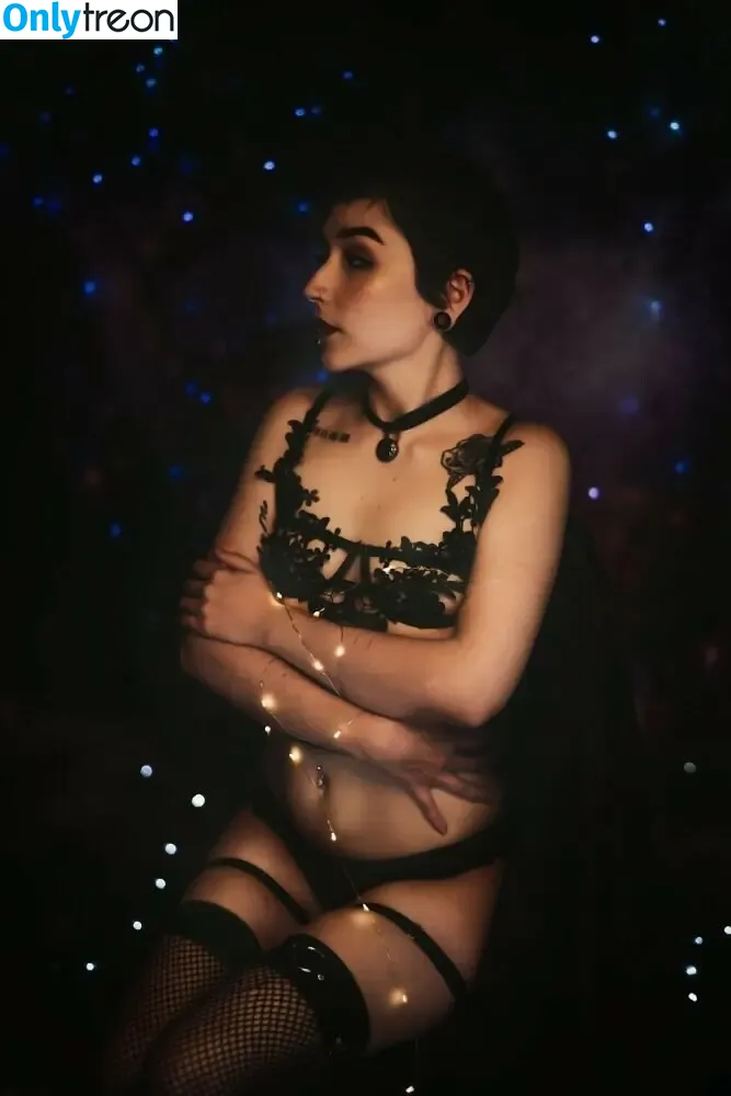 radtheslut nude photo #0005 (Rad / thatradslut / thatsadslut)