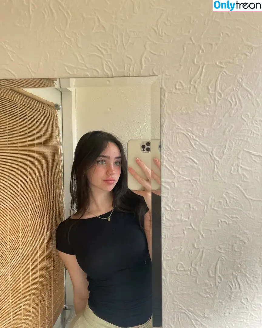 Rae Cambra nude photo #0101 (raecambra)
