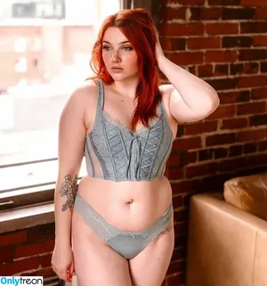 Rae Frederickson /  / itsjustpeachy / the.freckled.peach nude photo #0008