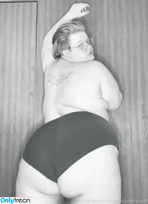  nude photo #0001