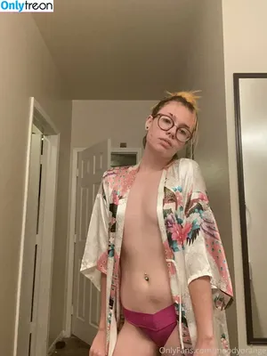 raineyvibe / hillmonk_bethanyheightsresort nude photo #0027