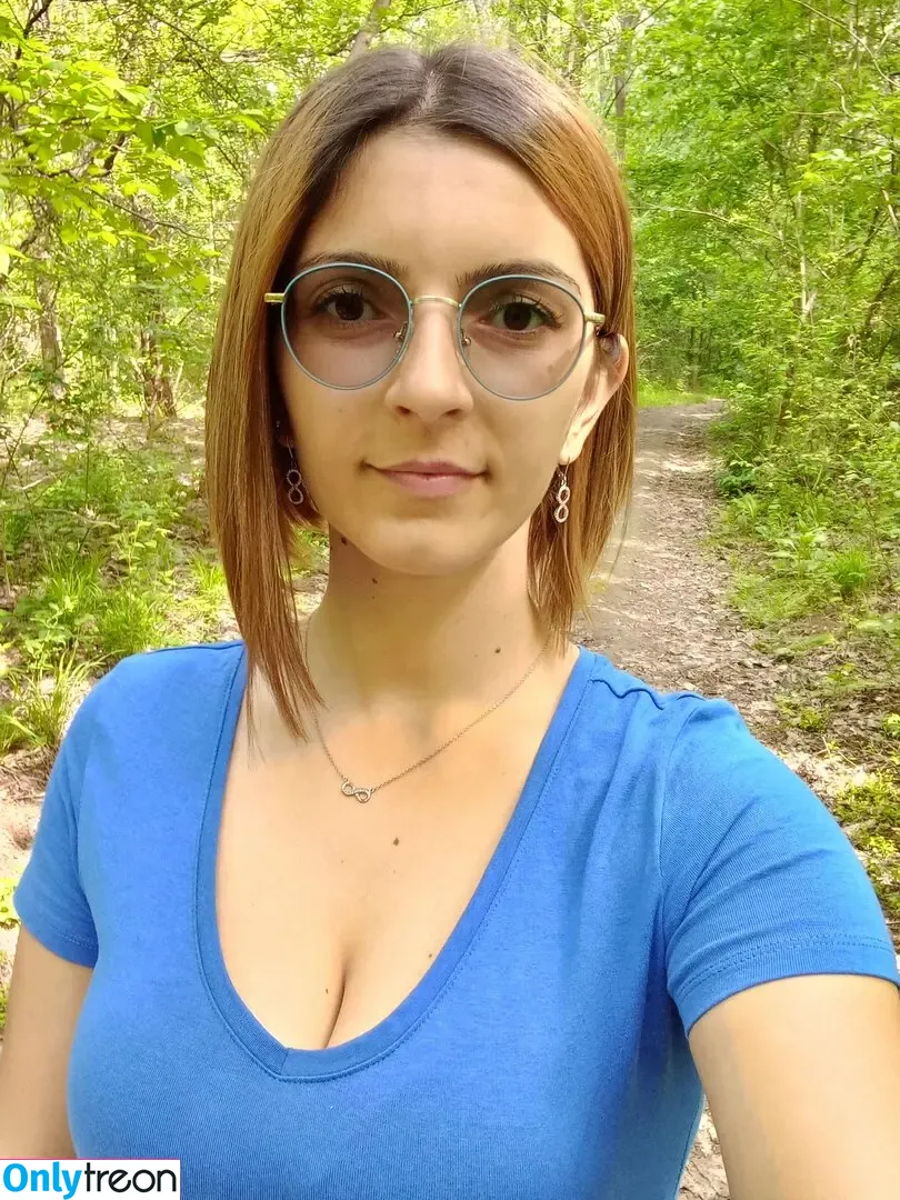 Raluca nude photo #0011 (Andreeaonly19 / Deea_ralu2 / raluca199)