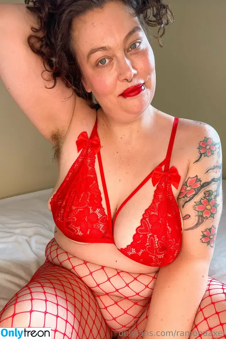 ramonaaxel nude photo #0001 (ramonaax_)