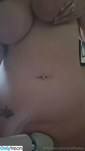 randifbabyy / Randiieee nude photo #0209