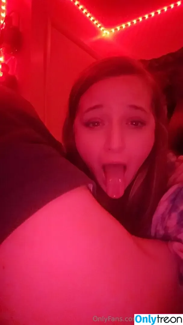 randifbabyy nude photo #0221 (Randiieee)