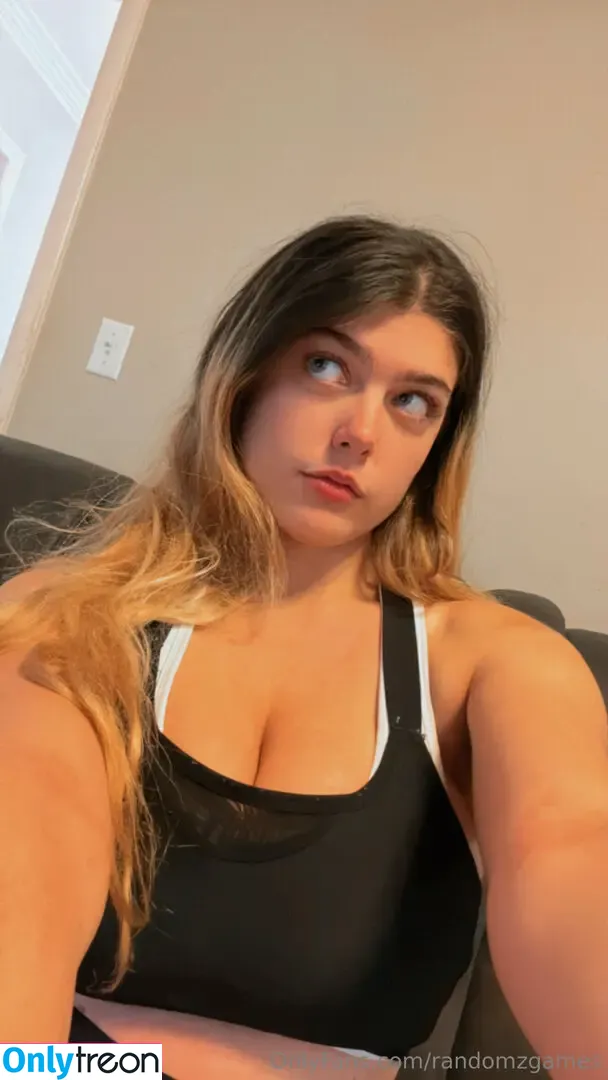 randomzgames nude photo #0064 (randomzgamingnoodlez)