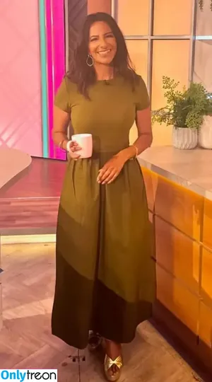 Ranvir Singh / Good Morning Britain TV Presenter / ranveersingh nude photo #0060