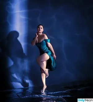 Rashami Desai / imrashamidesai nude photo #0016
