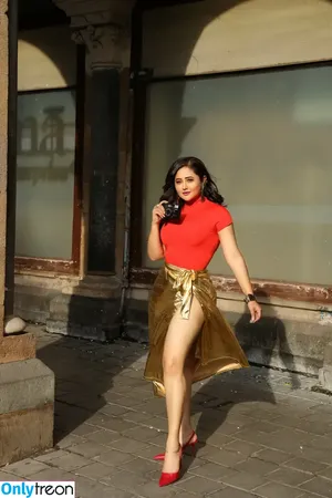Rashami Desai / imrashamidesai nude photo #0024
