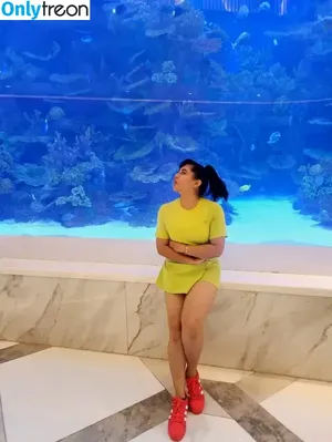 Rashami Desai / imrashamidesai nude photo #0027
