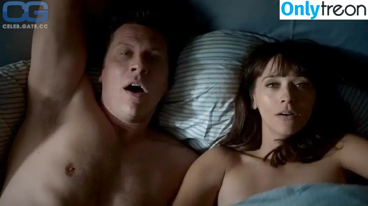 Rashida Jones nude photo #0115 (rashidajones)