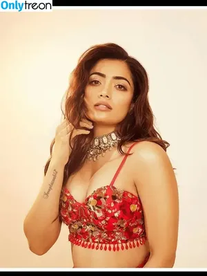Rashmika Mandanna / rashmika_mandanna nude photo #0014
