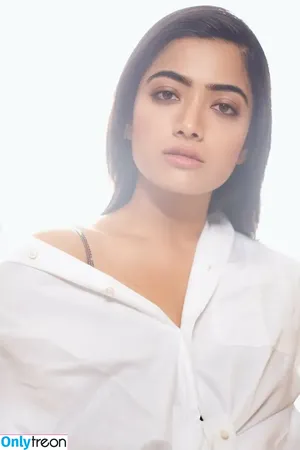 Rashmika Mandanna / rashmika_mandanna nude photo #0038