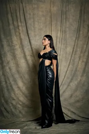 Rashmika Mandanna / rashmika_mandanna nude photo #0044