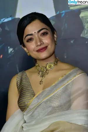 Rashmika Mandanna / rashmika_mandanna nude photo #0069