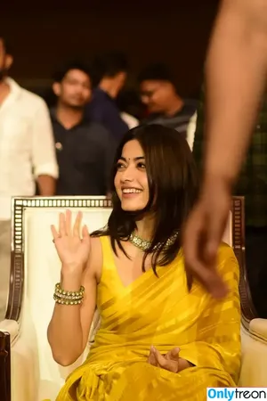 Rashmika Mandanna / rashmika_mandanna nude photo #0071