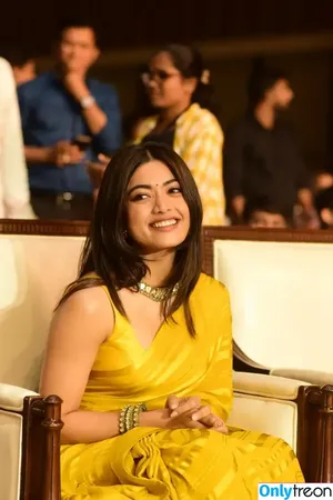 Rashmika Mandanna / rashmika_mandanna nude photo #0073