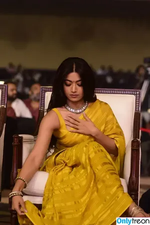 Rashmika Mandanna / rashmika_mandanna nude photo #0083