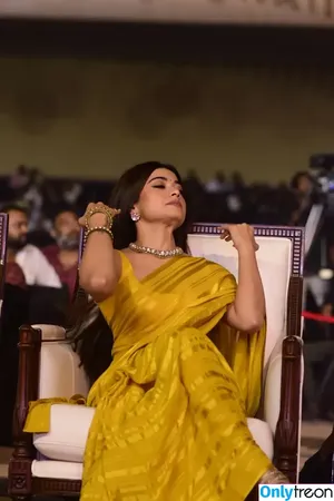 Rashmika Mandanna / rashmika_mandanna nude photo #0086