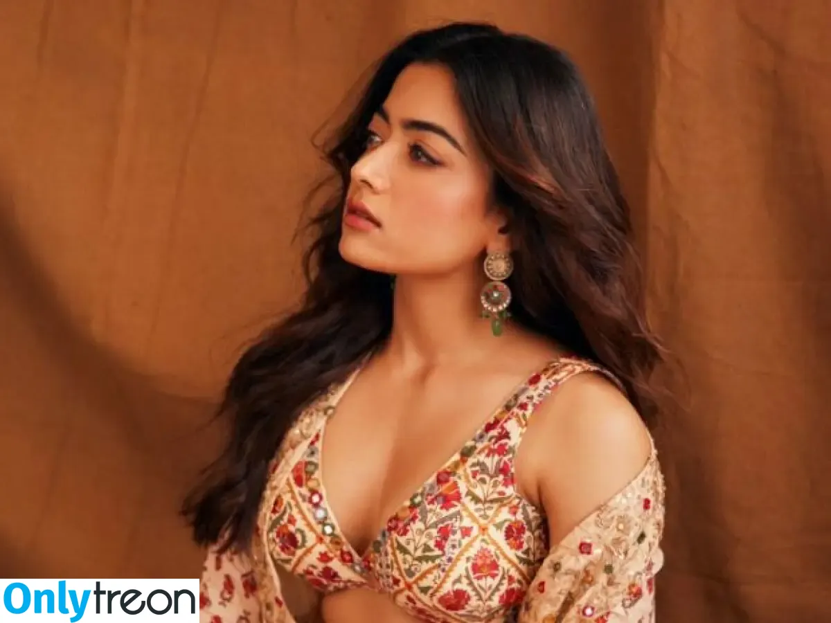 Rashmika Mandanna nude photo #0015 (rashmika_mandanna)