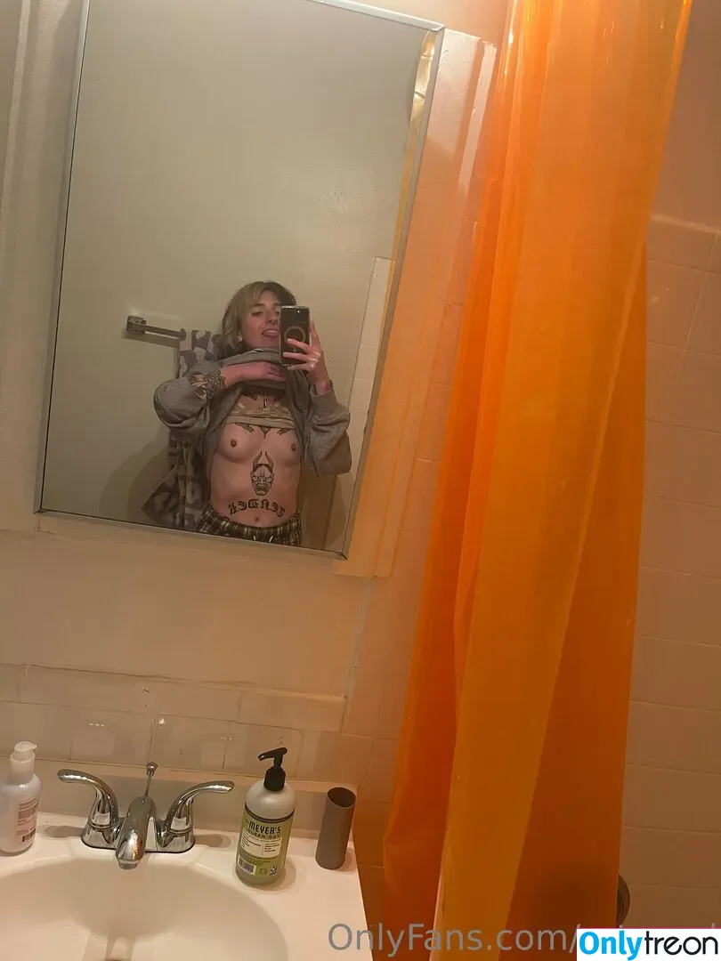 ratxgurl nude photo #0108 (Own_Practice_8161 / u)