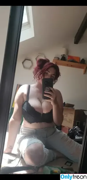 ravenlylith / formerly bigtiddygothwifeaa / newmoonrave nude photo #0520