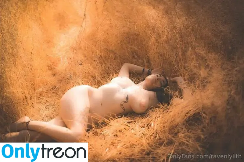 ravenlylith nude photo #0559 (formerly bigtiddygothwifeaa / newmoonrave)