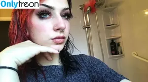 Ravensinss / Rav3ns1nss nude photo #0008