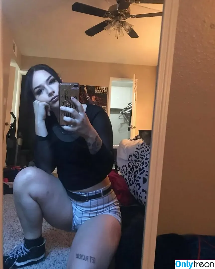 Ravensinss nude photo #0011 (Rav3ns1nss)