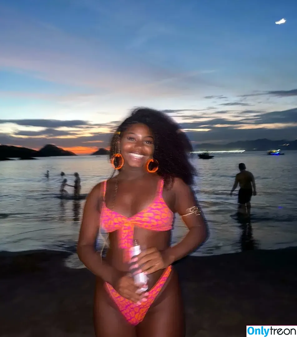 Rayane Santos nude photo #0021 (rayanesantoss)