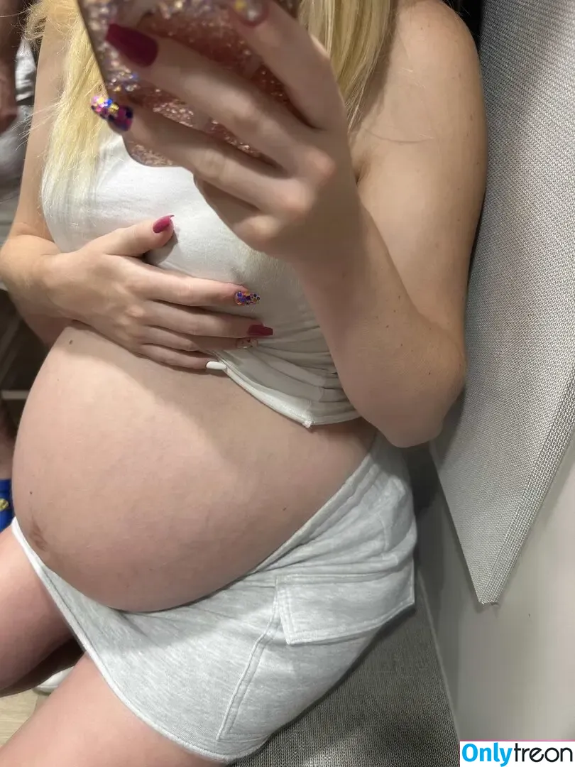 Rayla Rose nude photo #0038 (Rayl.arose / rayla_rose)