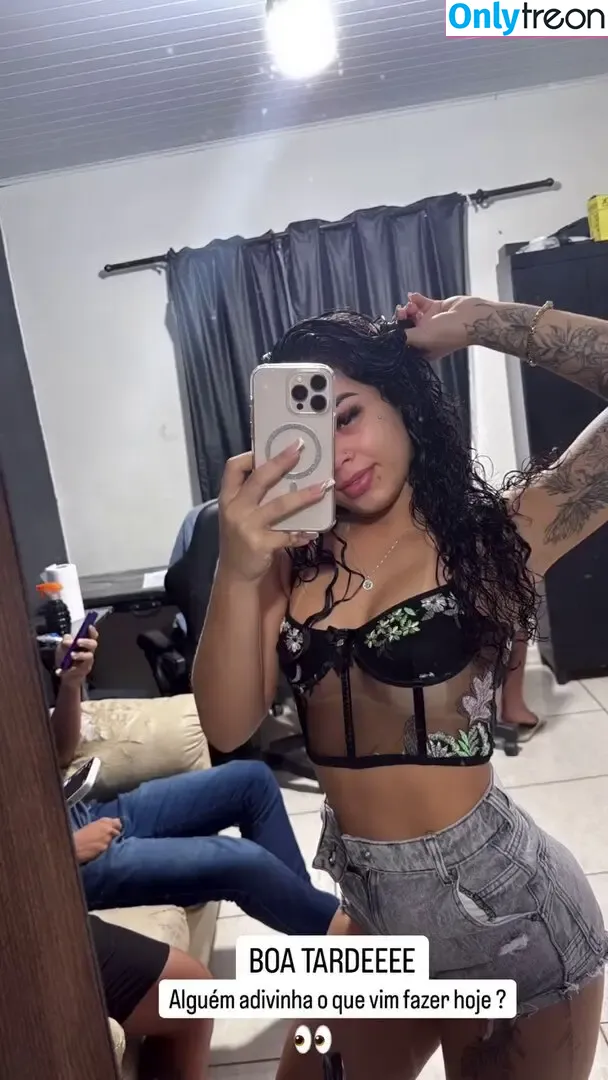 Rayssa Oliveira nude photo #0009 (Bailarina / raayoliver / raissaoliveiraof)