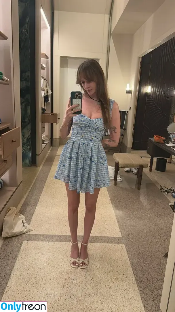 rchhhll nude photo #0056 (rchhhll)